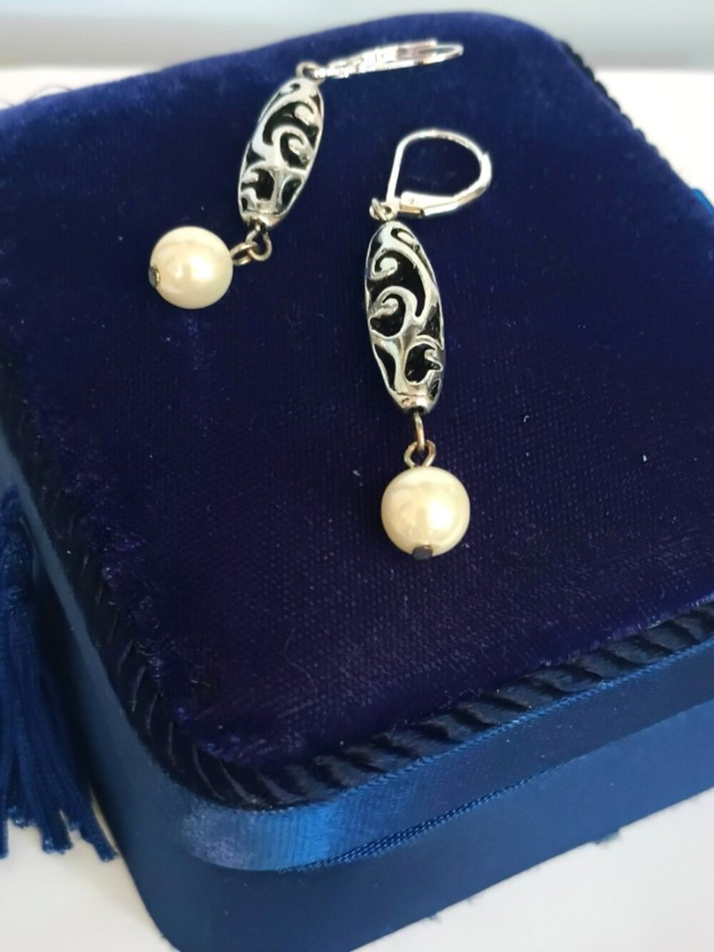Premier Designs Dangle Pearl Earrings Silver Tone Open Work Scroll Drop Jewelry